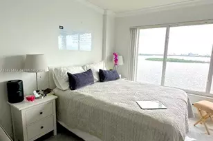 11111 Biscayne Blvd, Miami, FL 33181 - Photo 2