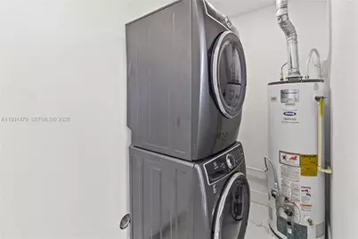 4685 SW 33rd Dr, West Park, FL 33023 - Photo 34