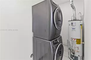 4685 SW 33rd Dr, West Park, FL 33023 - Photo 34