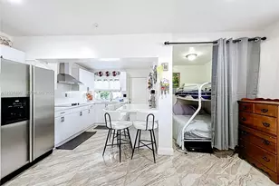 1860 NW 127th St, Miami, FL 33167 - Photo 12