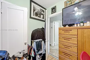 1860 NW 127th St, Miami, FL 33167 - Photo 18