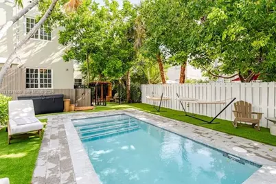 1020 6th St, Miami Beach, FL 33139 - Photo 10