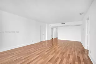 20355 NE 34th Ct, Aventura, FL 33180 - Photo 10