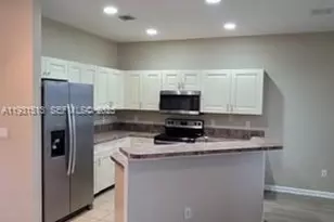 1400 Lucaya Dr, Riviera Beach, FL 33404 - Photo 4