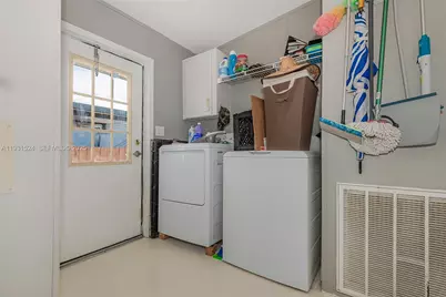 220 #186 NE 12th Ave, Homestead, FL 33030 - Photo 16