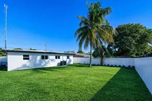 2572 NW 20th St, Fort Lauderdale, FL 33311 - Photo 30