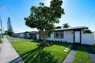 2572 NW 20th St, Fort Lauderdale, FL 33311 - Photo 2