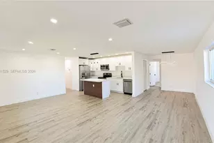 2572 NW 20th St, Fort Lauderdale, FL 33311 - Photo 6