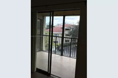 2445 SW 18th Ter #705, Fort Lauderdale, FL 33315 - Photo 10