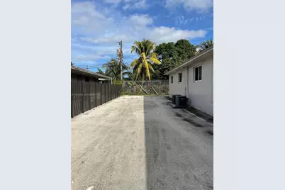 3031 NW 134th St #1, Opa-Locka, FL 33054 - Photo 8