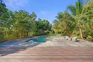 21440 Highland Lakes Blvd, Miami, FL 33179 - Photo 58