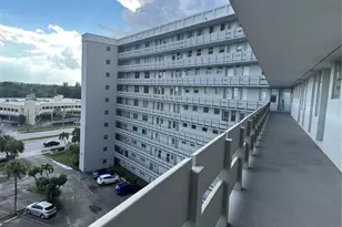 1401 NE Miami Gardens Dr, Miami, FL 33179 - Photo 12