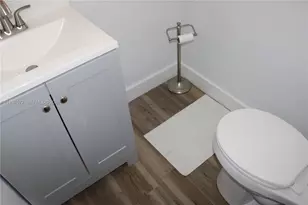 1301 NE 191st St, Miami, FL 33179 - Photo 22