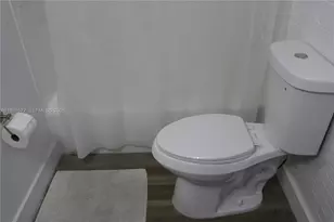1301 NE 191st St, Miami, FL 33179 - Photo 20