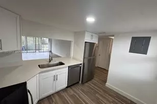 1301 NE 191st St, Miami, FL 33179 - Photo 4