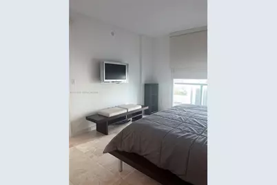 500 Brickell Ave #3105, Miami, FL 33131 - Photo 20