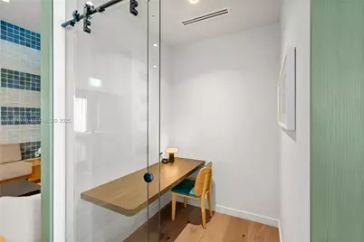 11 NE 6th St #2204, Miami, FL 33132 - Photo 52