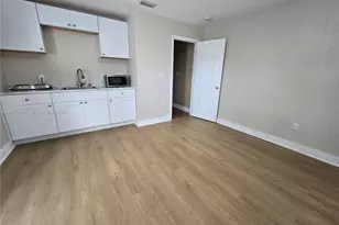 13340 NE 16th Ave, North Miami, FL 33161 - Photo 12