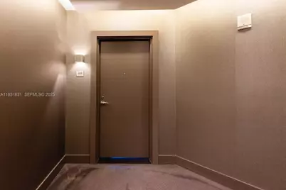 17111 Biscayne Blvd #909, North Miami Beach, FL 33160 - Photo 6