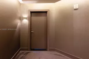 17111 Biscayne Blvd, North Miami Beach, FL 33160 - Photo 6