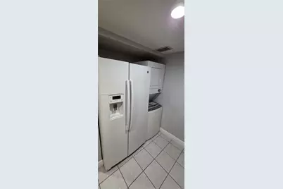 10006 NW 6th St #101, Pembroke Pines, FL 33024 - Photo 8