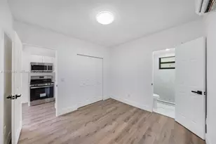 6911 NW 4th Ct, Miami, FL 33150 - Photo 10