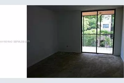 20860 San Simeon Way #302-6, Miami, FL 33179 - Photo 10