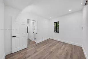 6911 NW 4th Ct, Miami, FL 33150 - Photo 10