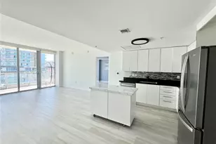 92 SW 3rd St, Miami, FL 33130 - Photo 8