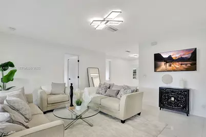 1220 NE 8th St, Pompano Beach, FL 33060 - Photo 18