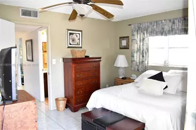 9141 Sunrise Lakes Blvd #201, Sunrise, FL 33322 - Photo 20