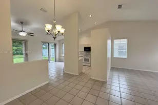807 Sand Creek Cir, Weston, FL 33327 - Photo 8