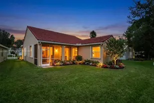 807 Sand Creek Cir, Weston, FL 33327 - Photo 18