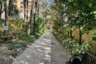 17555 Atlantic Blvd, Sunny Isles Beach, FL 33160 - Photo 16