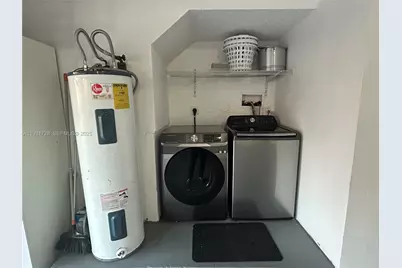 16120 Opal Creek Dr, Weston, FL 33331 - Photo 6