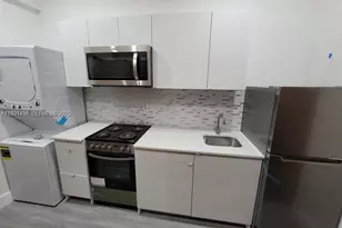 734 SW 4th St, Miami, FL 33130 - Photo 1