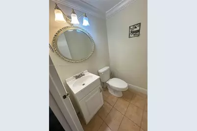 210 172nd St #426, Sunny Isles Beach, FL 33160 - Photo 4