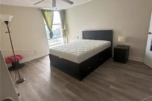 210 172nd St, Sunny Isles Beach, FL 33160 - Photo 8