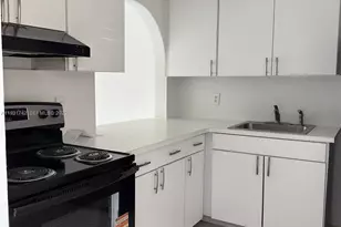 301 NW 177th St, Miami Gardens, FL 33169 - Photo 1