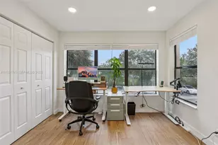 2926 S University Dr, Davie, FL 33328 - Photo 18