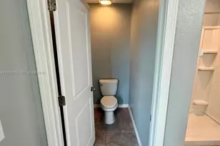 6821 Blue Moon Wy, Sun City Center, FL 33573 - Photo 18