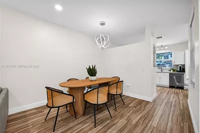 1420 Weeping Willow Way, Hollywood, FL 33019 - Photo 12