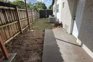 20431 NW 46th Ave, Miami Gardens, FL 33055 - Photo 16