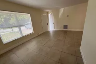 20431 NW 46th Ave, Miami Gardens, FL 33055 - Photo 4