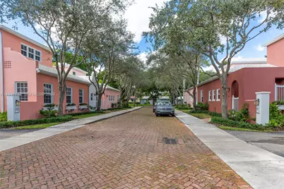 510 Loretto Ave #26, Coral Gables, FL 33146 - Photo 44