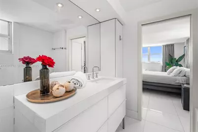 6900 Bay Dr #5K, Miami Beach, FL 33141 - Photo 32