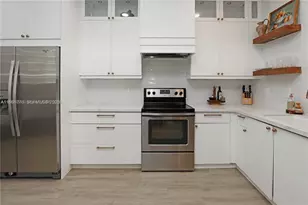 4333 Vineyard Cir, Weston, FL 33332 - Photo 10