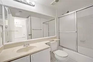 9901 Westview Dr, Coral Springs, FL 33076 - Photo 28