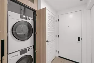 225 N Miami Ave, Miami, FL 33132 - Photo 34