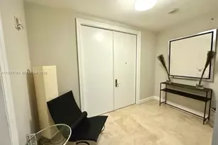 20201 E Country Club Dr, Aventura, FL 33180 - Photo 10